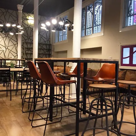 Safestay Gothic Vandrarhem *