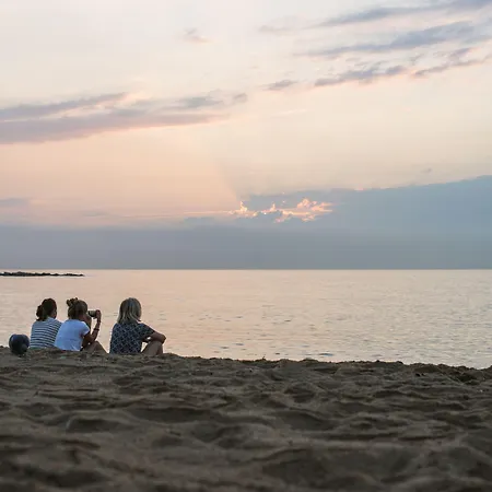 Safestay Gothic Hostel *