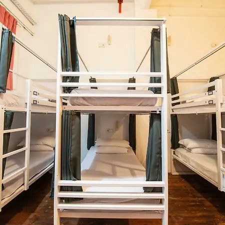 Safestay Gothic Hostel